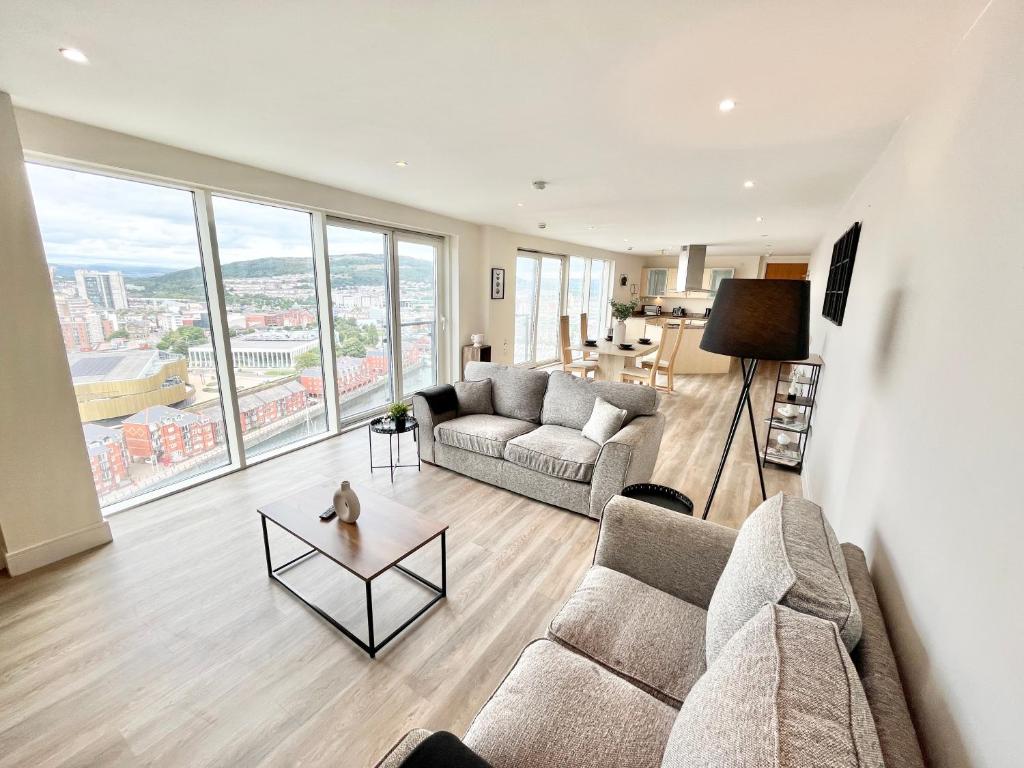 Meridian Tower Apartment With Marina Views, Swansea (updated prices 2024)