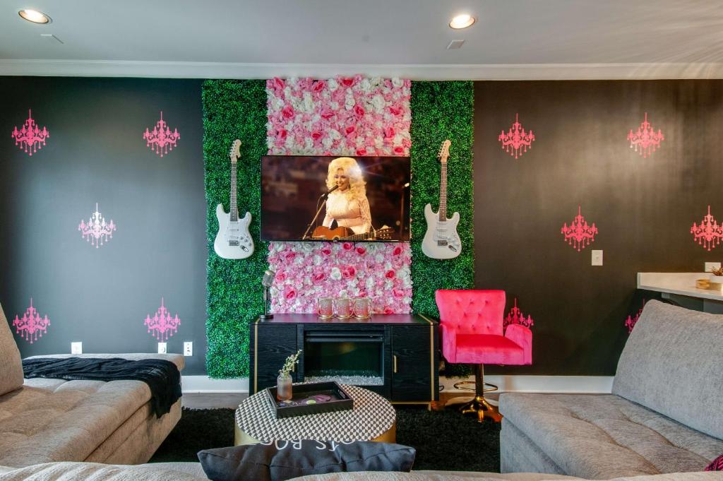 Vacation Home Close to the Gulch not bookable, Nashville, TN