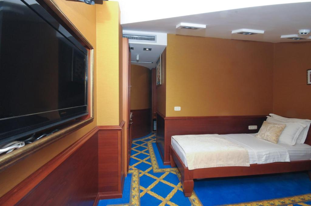 Luxury Sea Residence by Kristina - 2