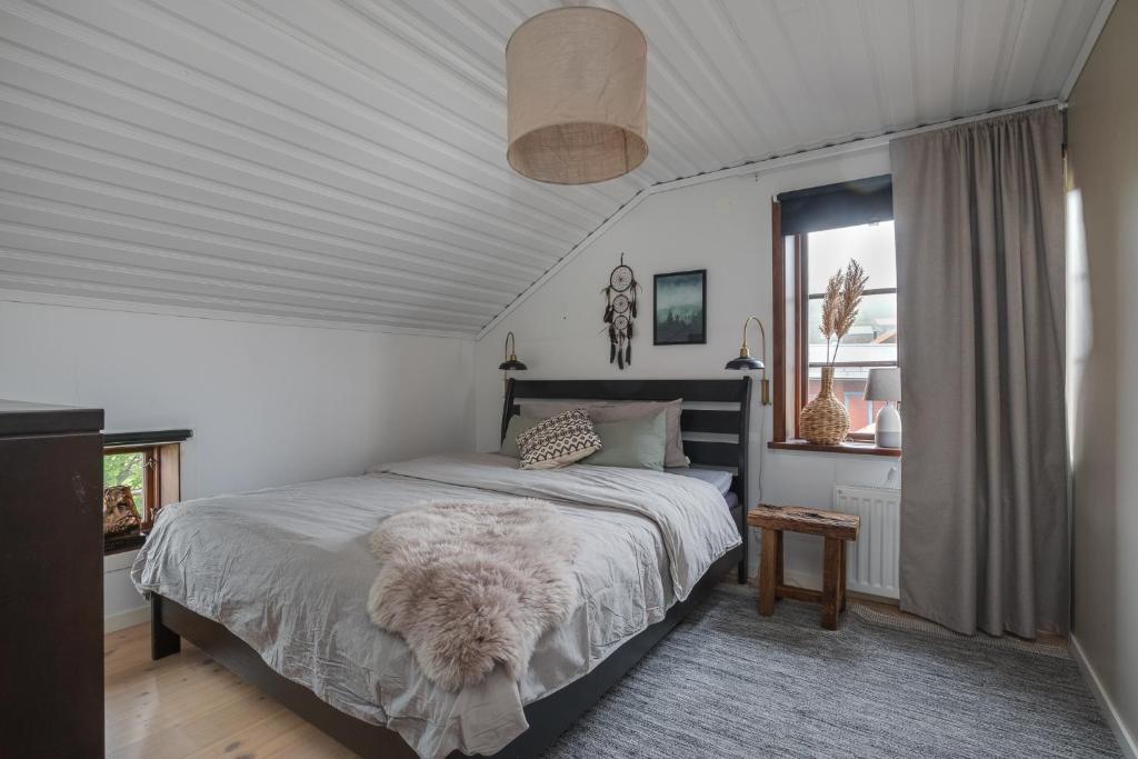 Brudtallen - Three-Bedroom Apartment