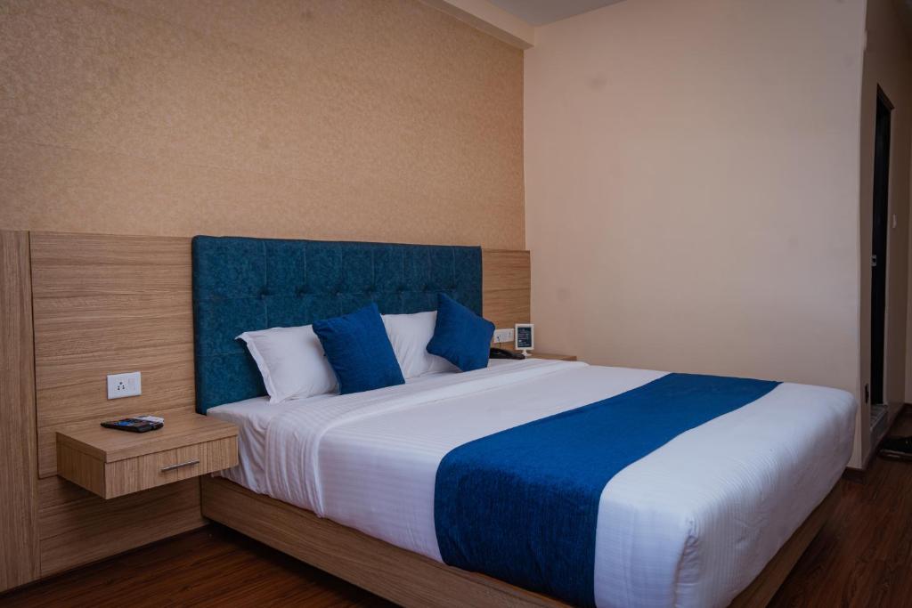 Majestic Lake Front Hotel & Suites - Superior Double Room