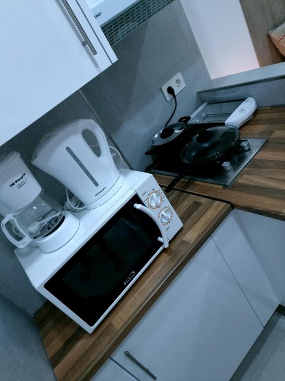 Apartamentos ZANCA CITY CENTER free luggage storage - 4