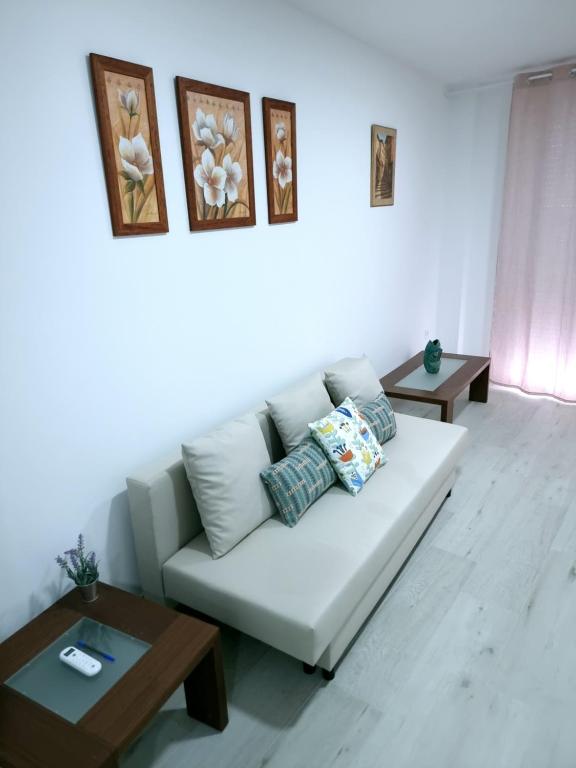 Apartamentos ZANCA CITY CENTER free luggage storage - 14