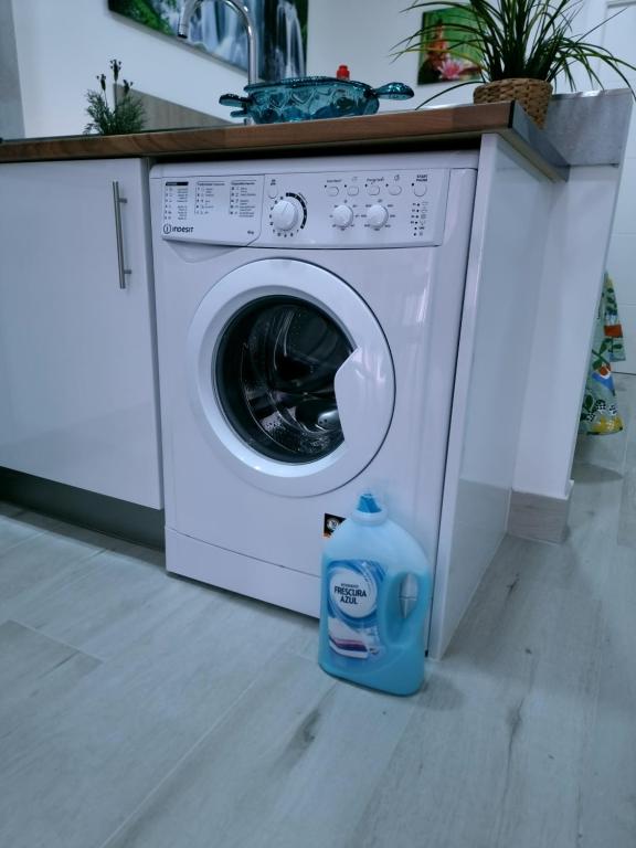 Apartamentos ZANCA CITY CENTER free luggage storage - 5