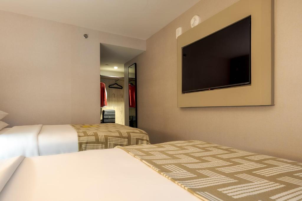 Pestana CR7 Times Square - Comfort Double Room With Two Double Beds