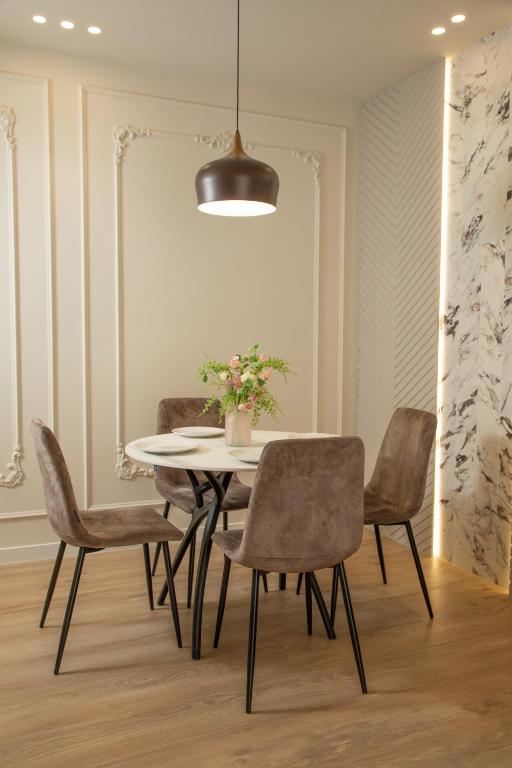 Comfort Apartament 27 - Imazhi 4
