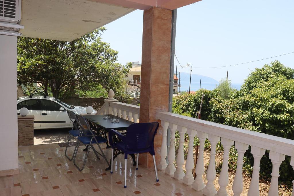 Biku Guesthouse on the hill - Imazhi 6