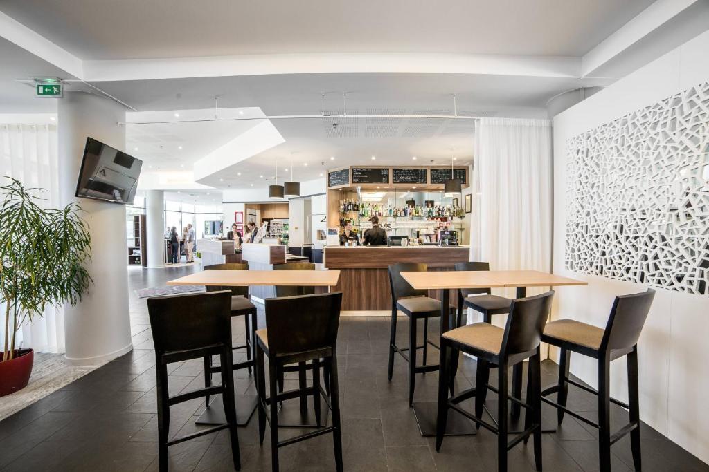 Courtyard by Marriott Toulouse Airport - Resim 35