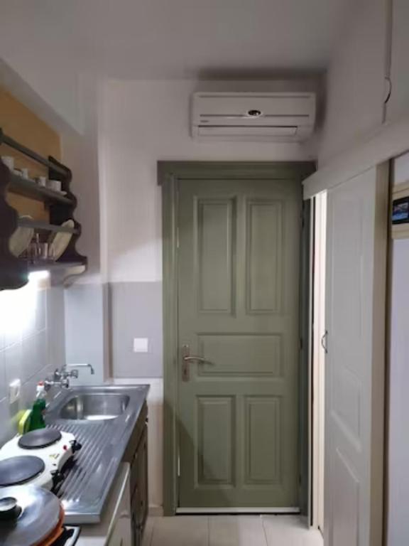 Kuchyň nebo kuchyňský kout v ubytování Anna George Studios