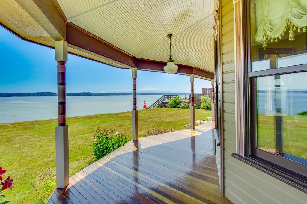 Bayfront Tulalip Vacation Rental with Beach Access!, Tulalip (updated