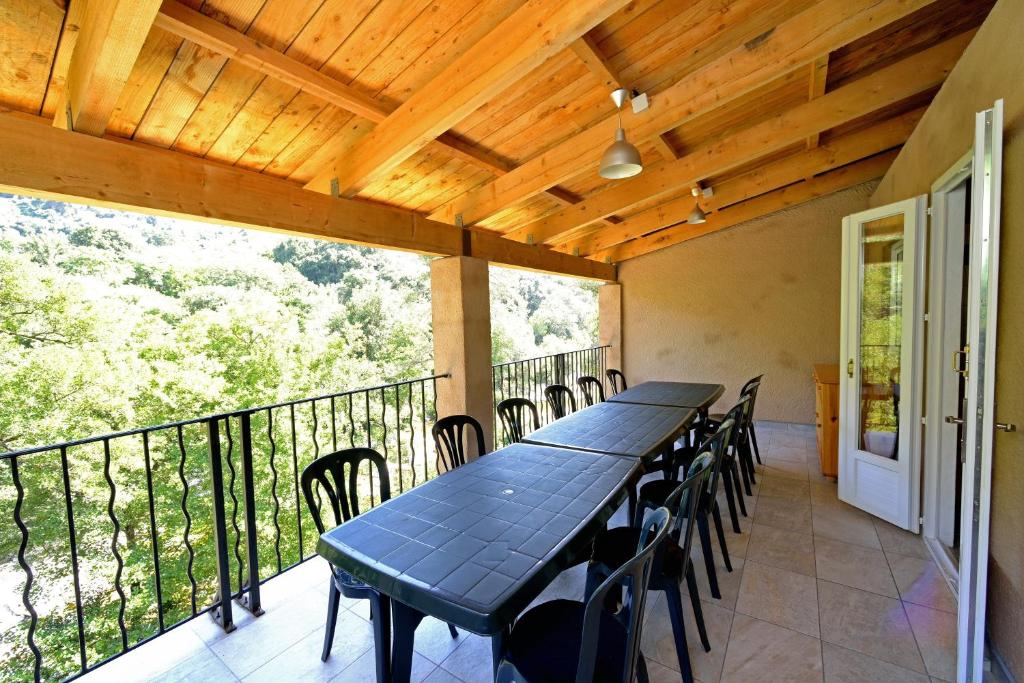 Casa Del Torrente - Four-Bedroom Apartment With Terrace