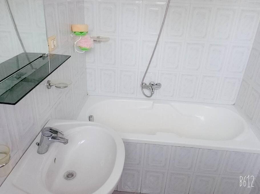 Comfortable Small Apartment. - Imazhi 3
