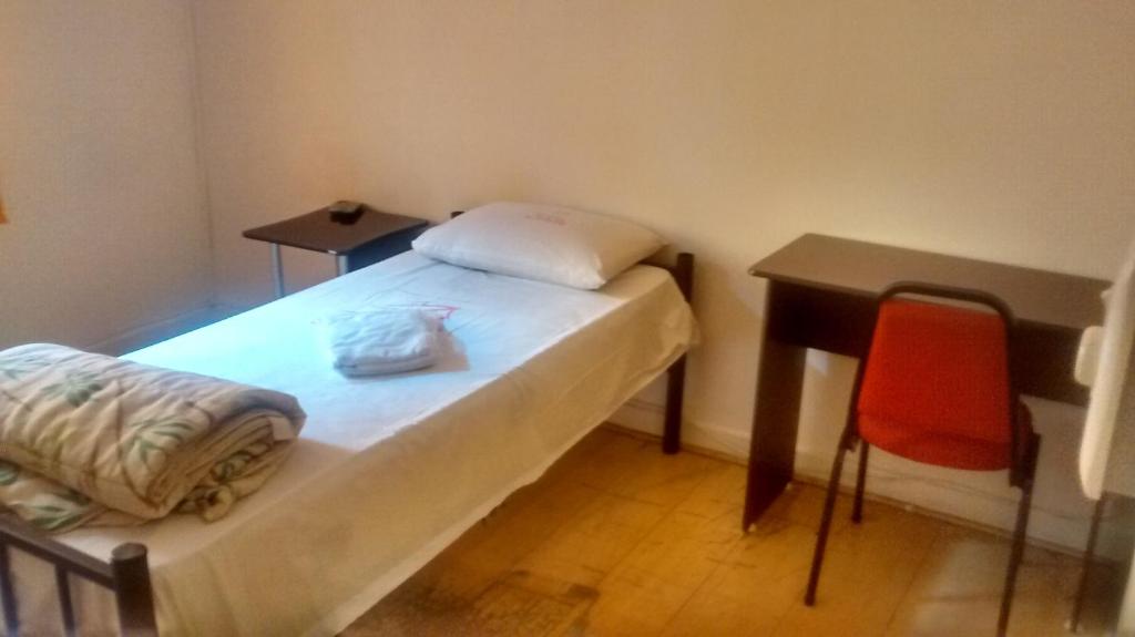 Hotel Pousada Clínicas Valente - Eenvoudige Eenpersoonskamer Met Gedeelde Badkamer