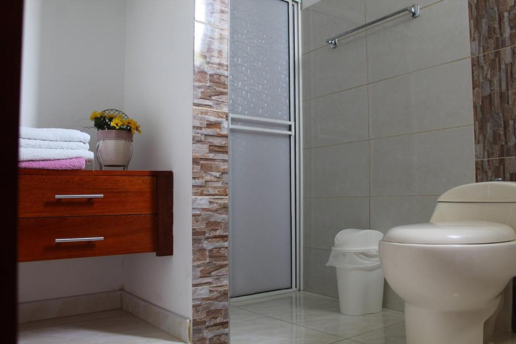 Koupelna v ubytování CASAS BLANCAS Coveñas