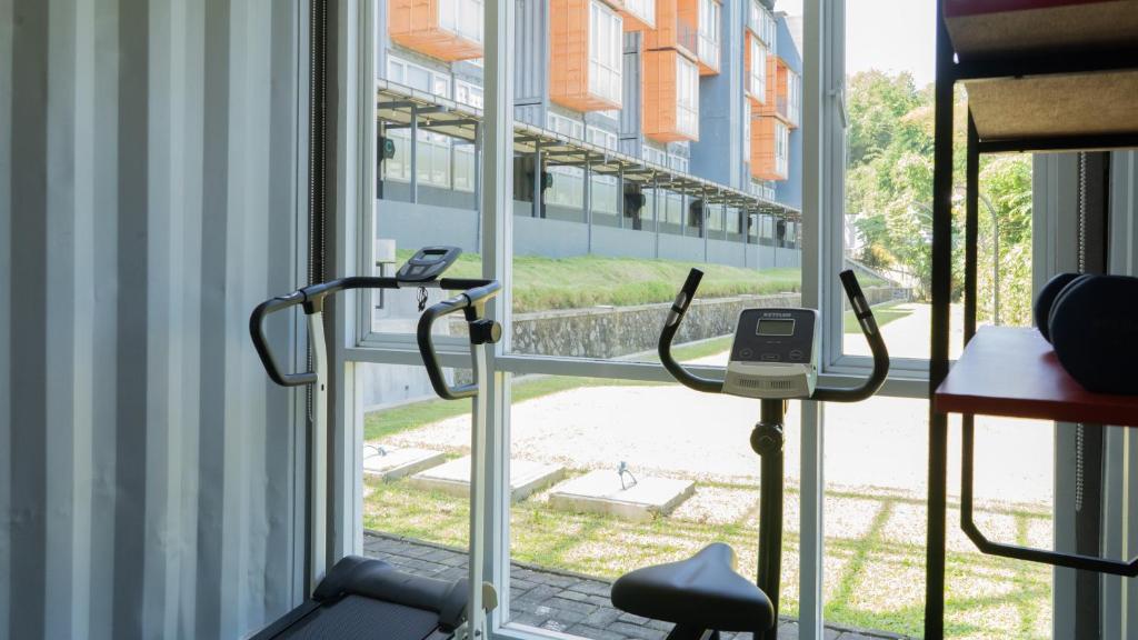 Fitness centrum a/nebo fitness zařízení v ubytování My Dormy Hostel UMM