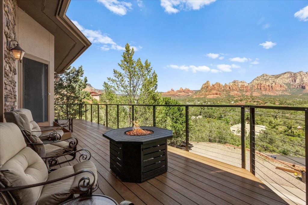 a balcony with a view of the grand canyon at Oak Ridge at Palisades in Sedona