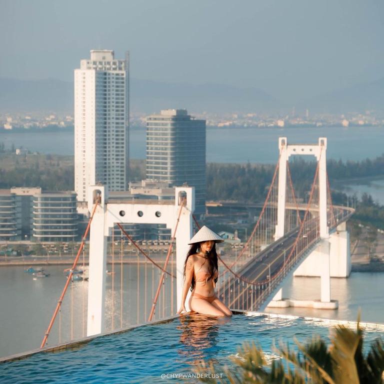 The Luxury Suites Da Nang - отзывы и видео