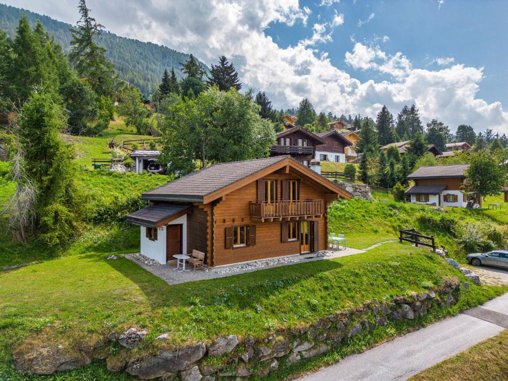 Les 2 Sabots - Resim 1