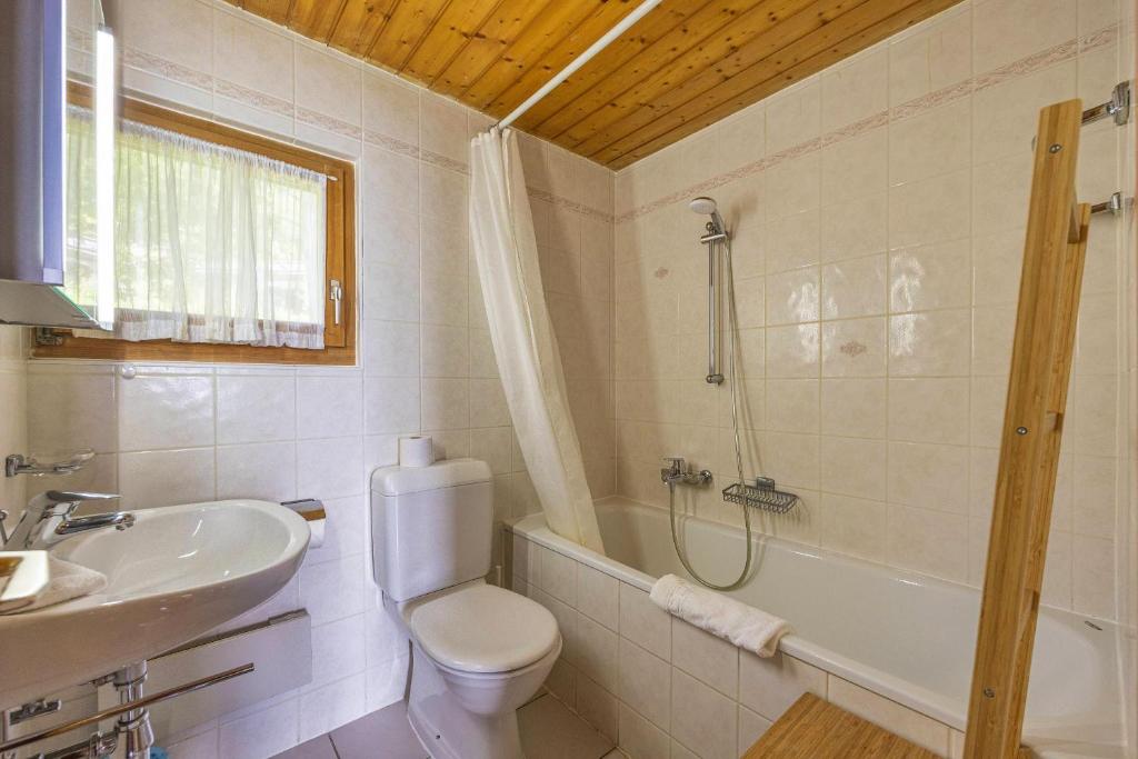 Les 2 Sabots - Resim 3