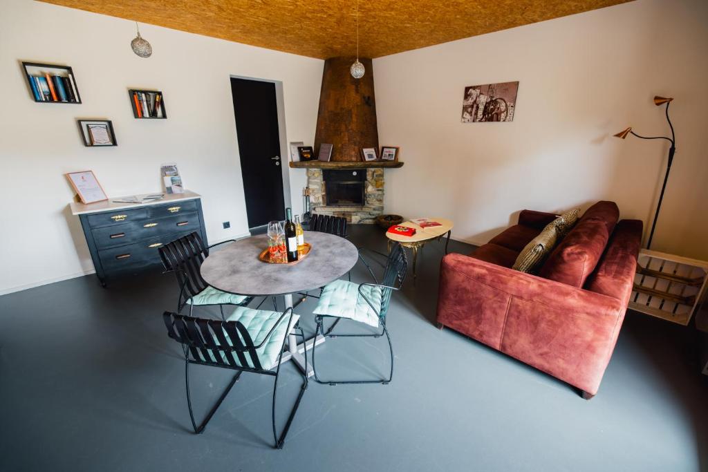 Posezení v ubytování B&B La Forge de Diogne