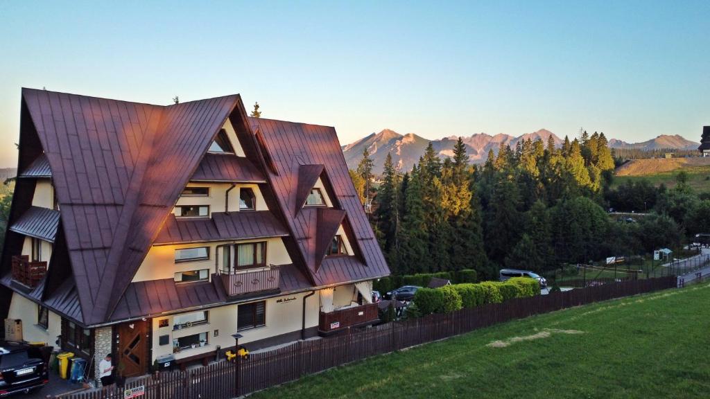Výhľad na hory alebo výhľad na hory priamo z apartmánu