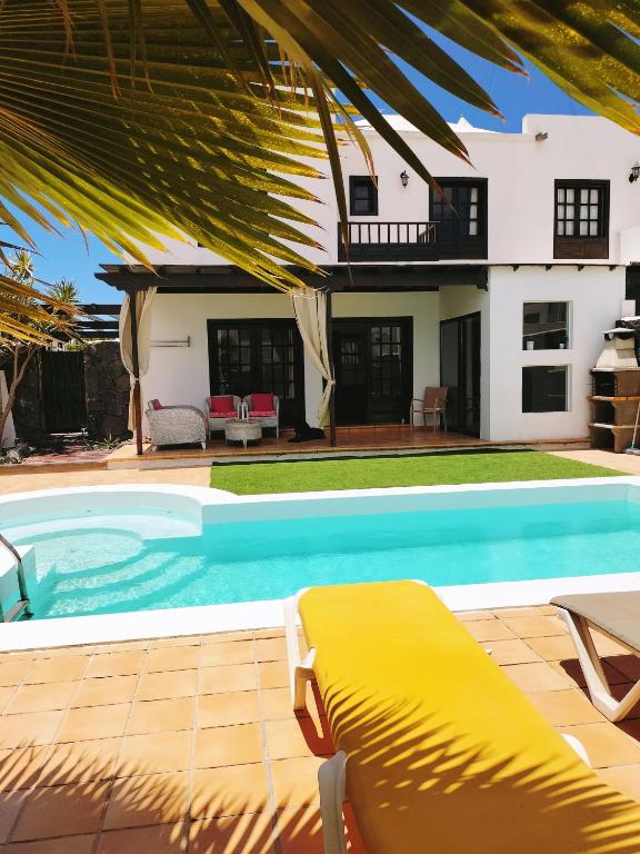 Lovely Villa Kiluka heated pool