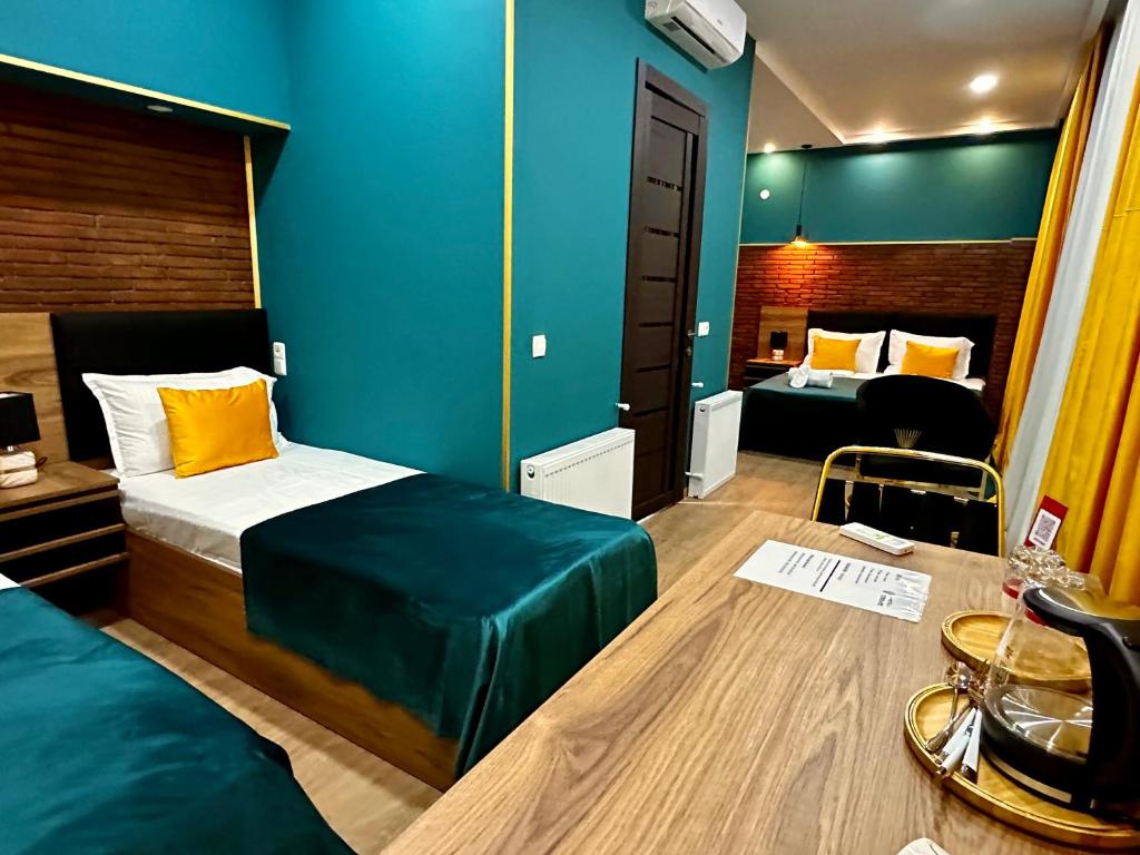 Terrace Tbilisi Center - Superior Quadruple Room
