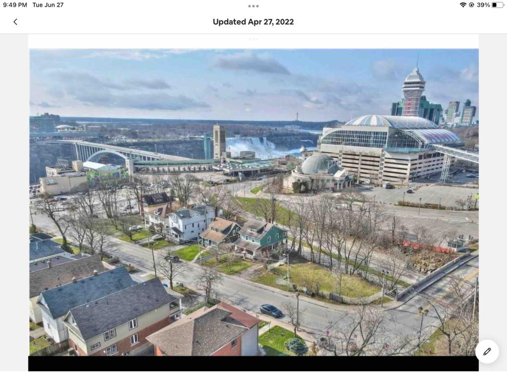 Nespecifikovaný výhled na destinaci Niagara Falls nebo výhled na město při pohledu z prázdninového domu