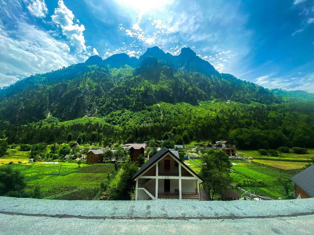 Guesthouse Besimi - Image 8