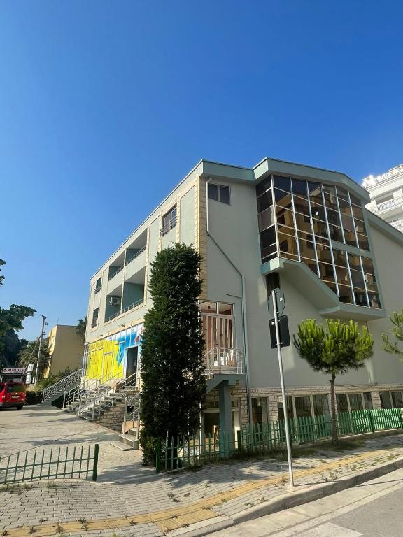 Priska Apartaments - Imazhi 1