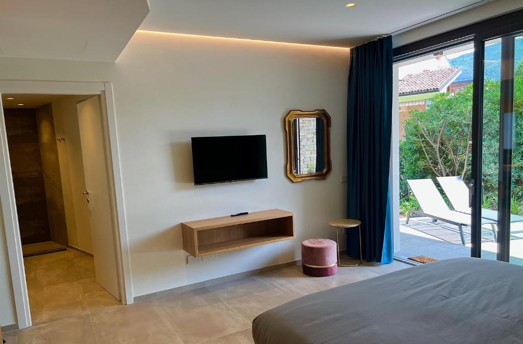 Villa Costantina with heated POOL - Deluxe King Room
