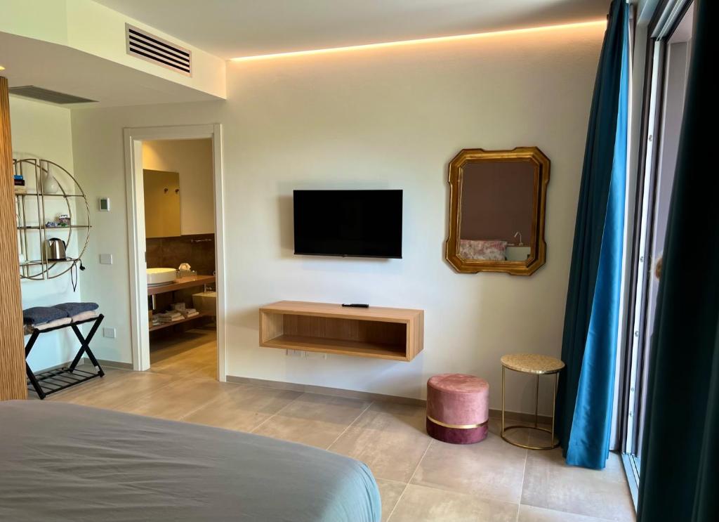 Villa Costantina with heated POOL