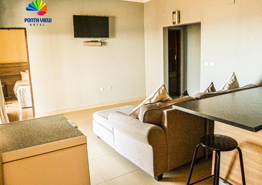 TV a/nebo společenská místnost v ubytování Ponta View Hotel