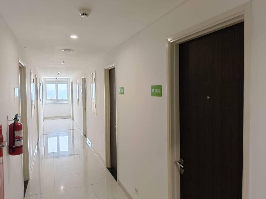 MRT Convenience Cozy Serpong Garden Studio