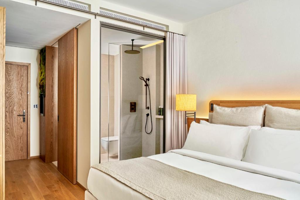 1 Hotel Mayfair photo 3