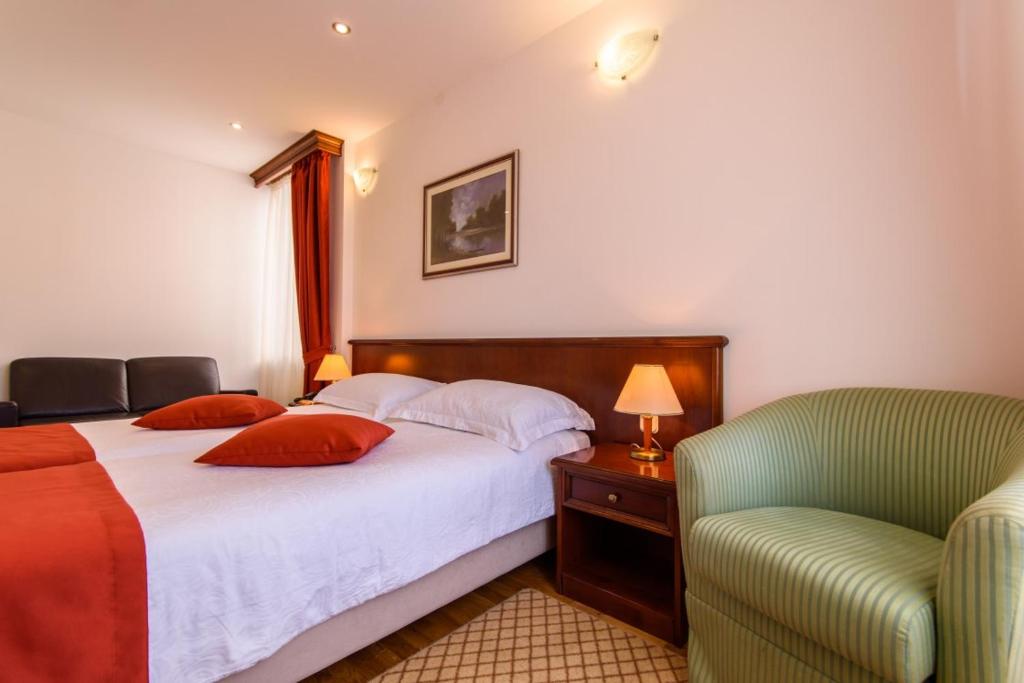 Heritage Hotel Vila Sikaa - Superior Twin Room With Garden View