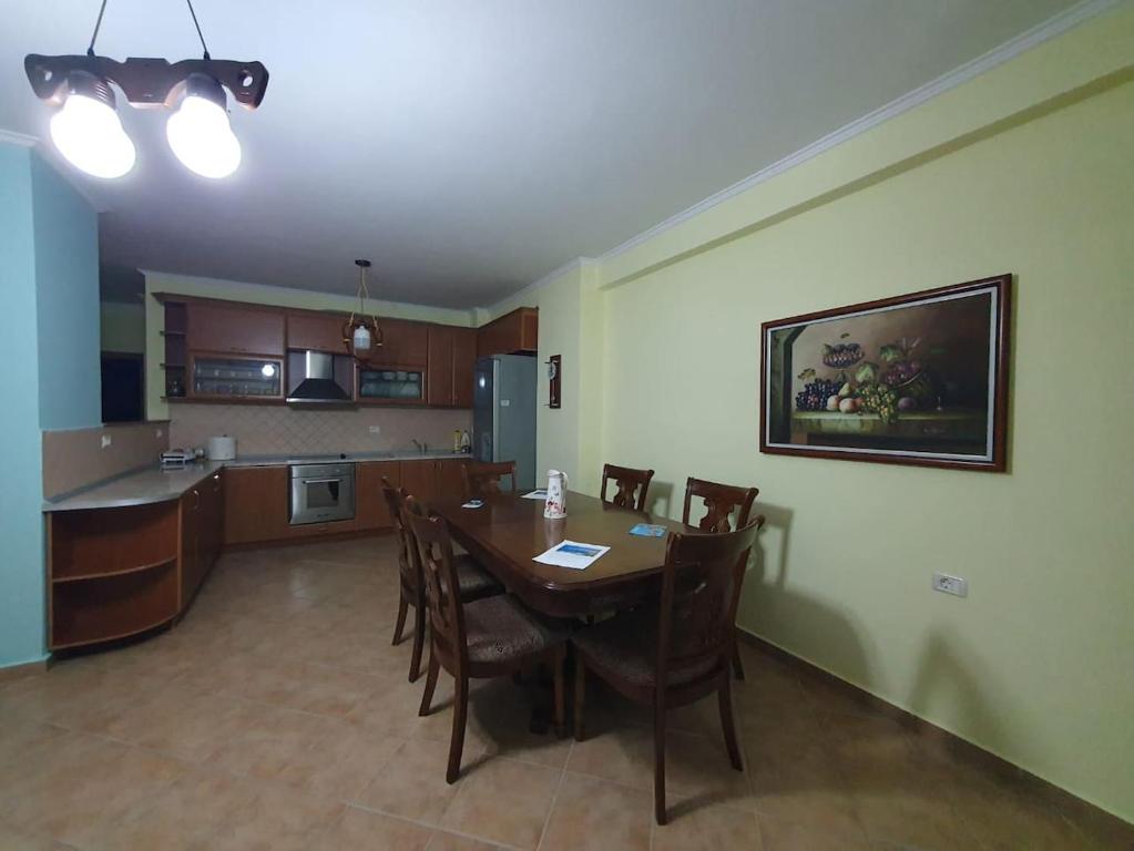 Beach Apartment - Image 4