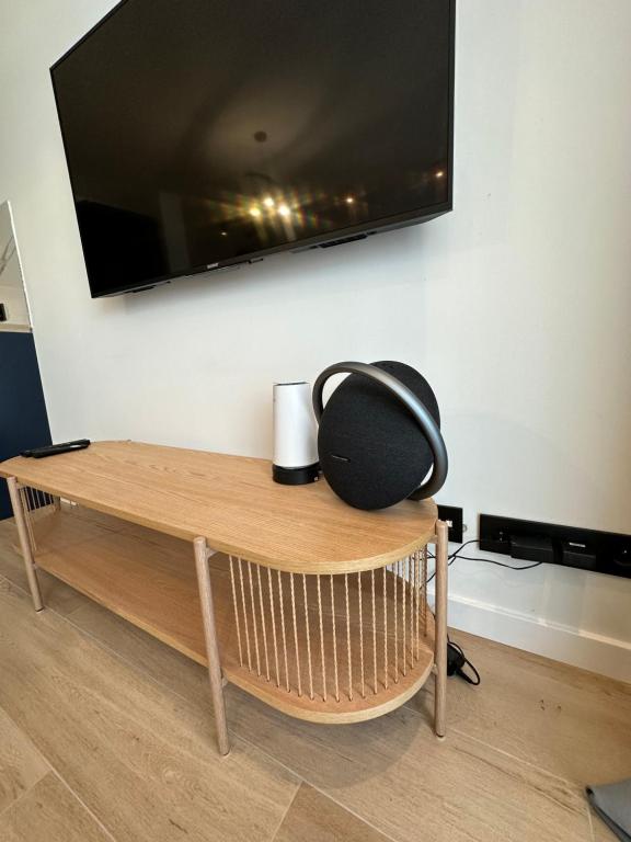 TV a/nebo společenská místnost v ubytování Apartament Michałek