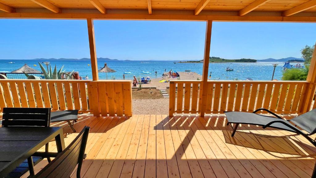 Foto dalla galleria di Cottage JANICE Beach a Pakoštane