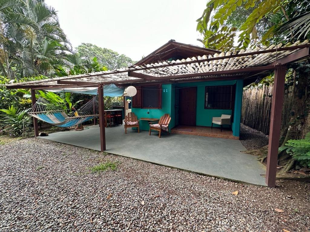 Zahrada ubytování Mono Azul Cahuita