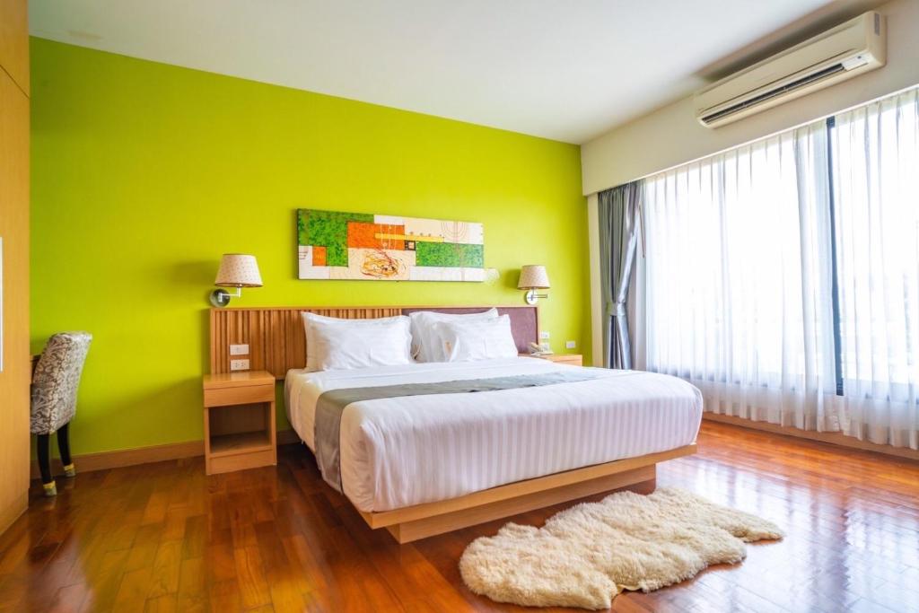 Mamaison Hotel - One-Bedroom Suite