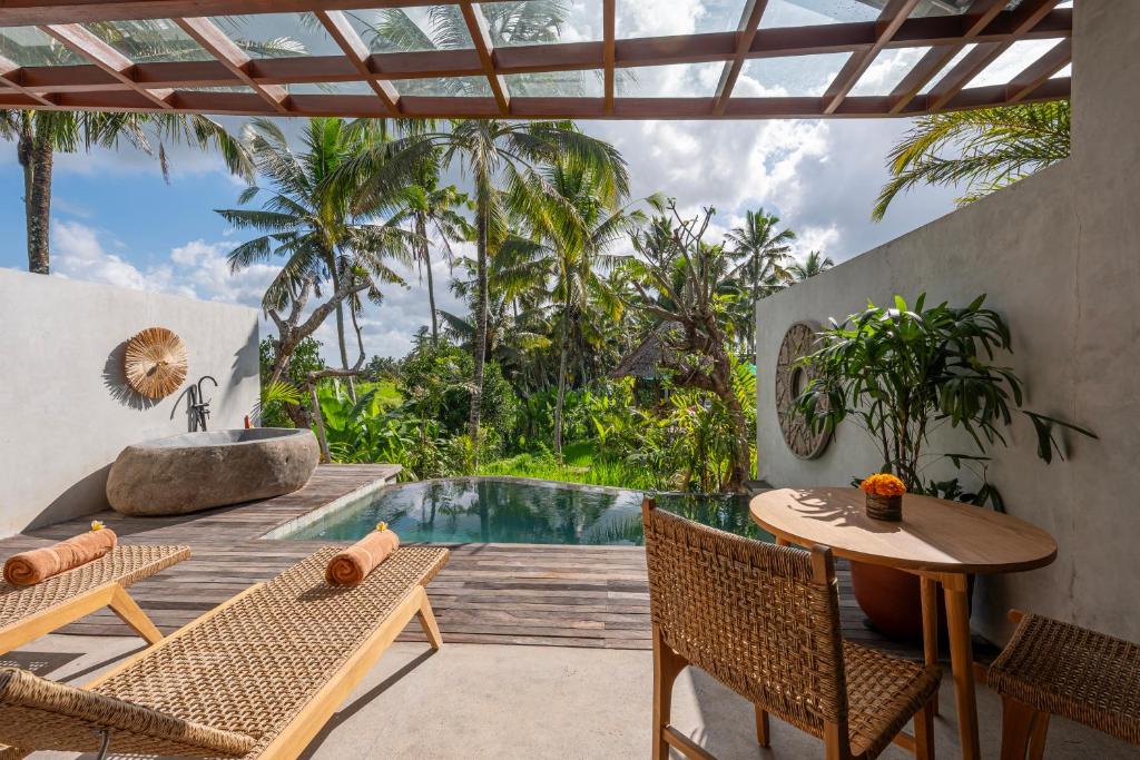 Inara Alas Harum - 7