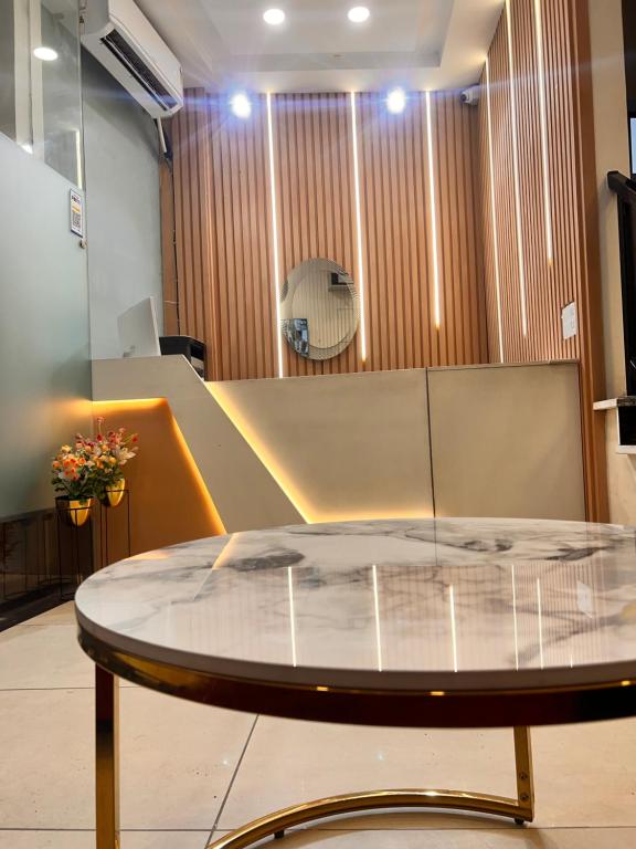 TV a/nebo společenská místnost v ubytování HOTEL KINGS