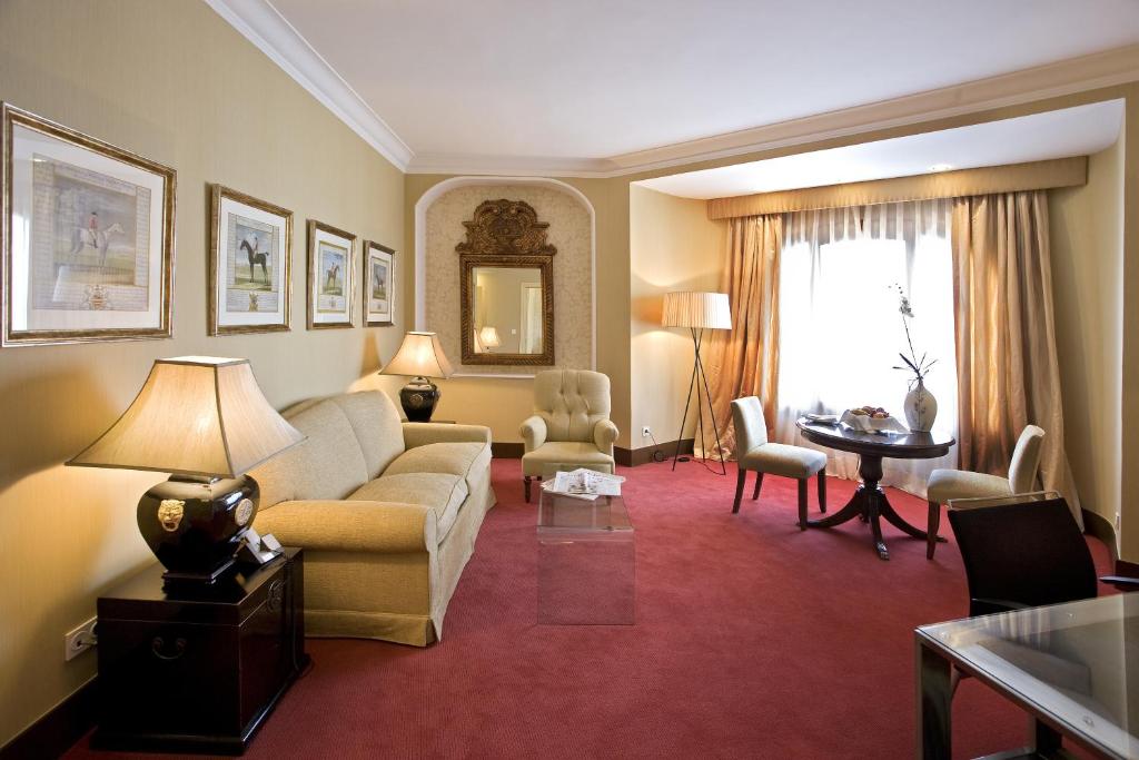 Posezení v ubytování Hotel Carlton