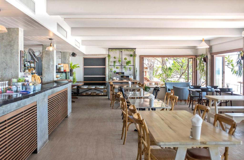 Restaurace v ubytování Veranda Lodge