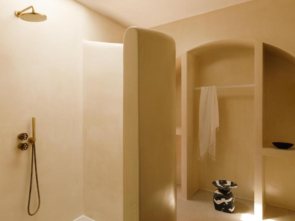 Elysian Retreat - 11