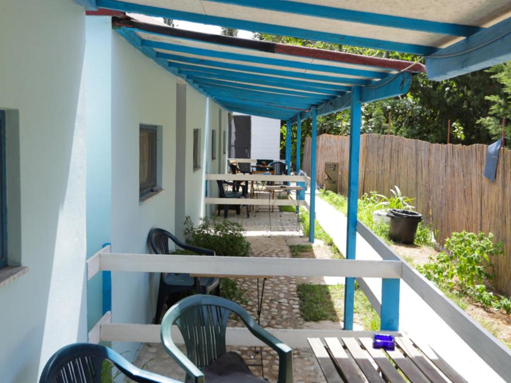 Fotografie z fotogalerie ubytování Glamping Rooms at The Sea Turtle v destinaci Dhërmi