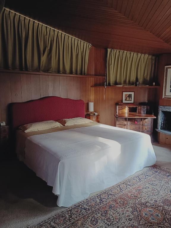 Postel nebo postele na pokoji v ubytování Chez Queen B&B - Lake Como