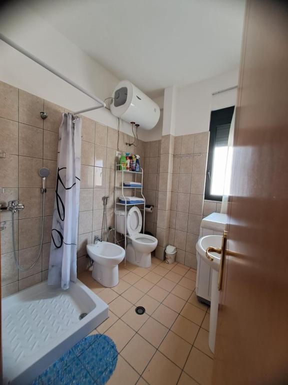Rikardo Apartament - Imazhi 3