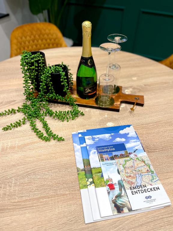 Nápoje v ubytování Ferienwohnung Domizil am Delft II Emden